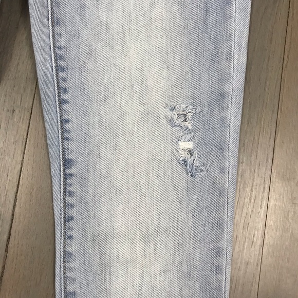 Gap Always Skinny Light Wash Distressed Denim Jean - Picture 6 of 8